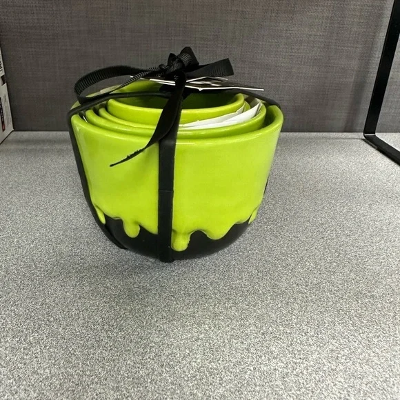 NEW! RAE DUNN EEK MEASURING CUPS NEW RELEASE BLACK AND GREEN - Picture 3 of 5